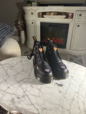 Limited Dr.Martens Sinclair Heart Milled Nappa Leather Platform Boots Black US 6